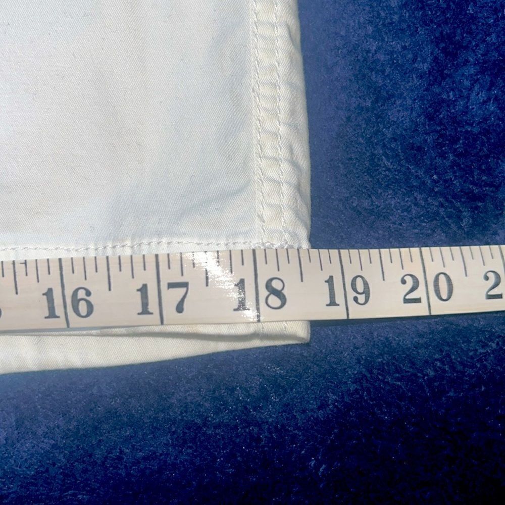 Ann Taylor Loft White Short Skit Size 6 Petites - Picture 4 of 6